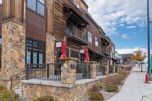 Exterior - Loft in heart of Downtown- Walk to City Beach, Dining & Shops! Modern Loft (Whitefish)