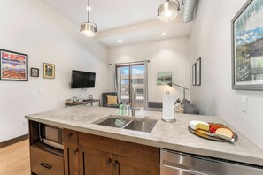 Interior - Loft in heart of Downtown- Walk to City Beach, Dining & Shops! Modern Loft (Whitefish)