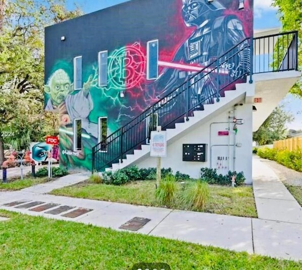 Fachada de la propiedad