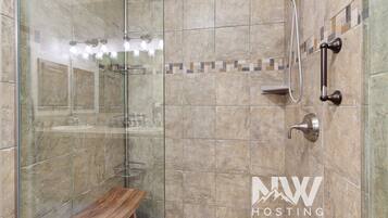 Shower, hair dryer, towels