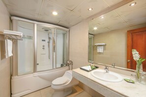 Free toiletries, hair dryer, slippers, towels - Grand Beach Hotel Nha Trang (Nha Trang)