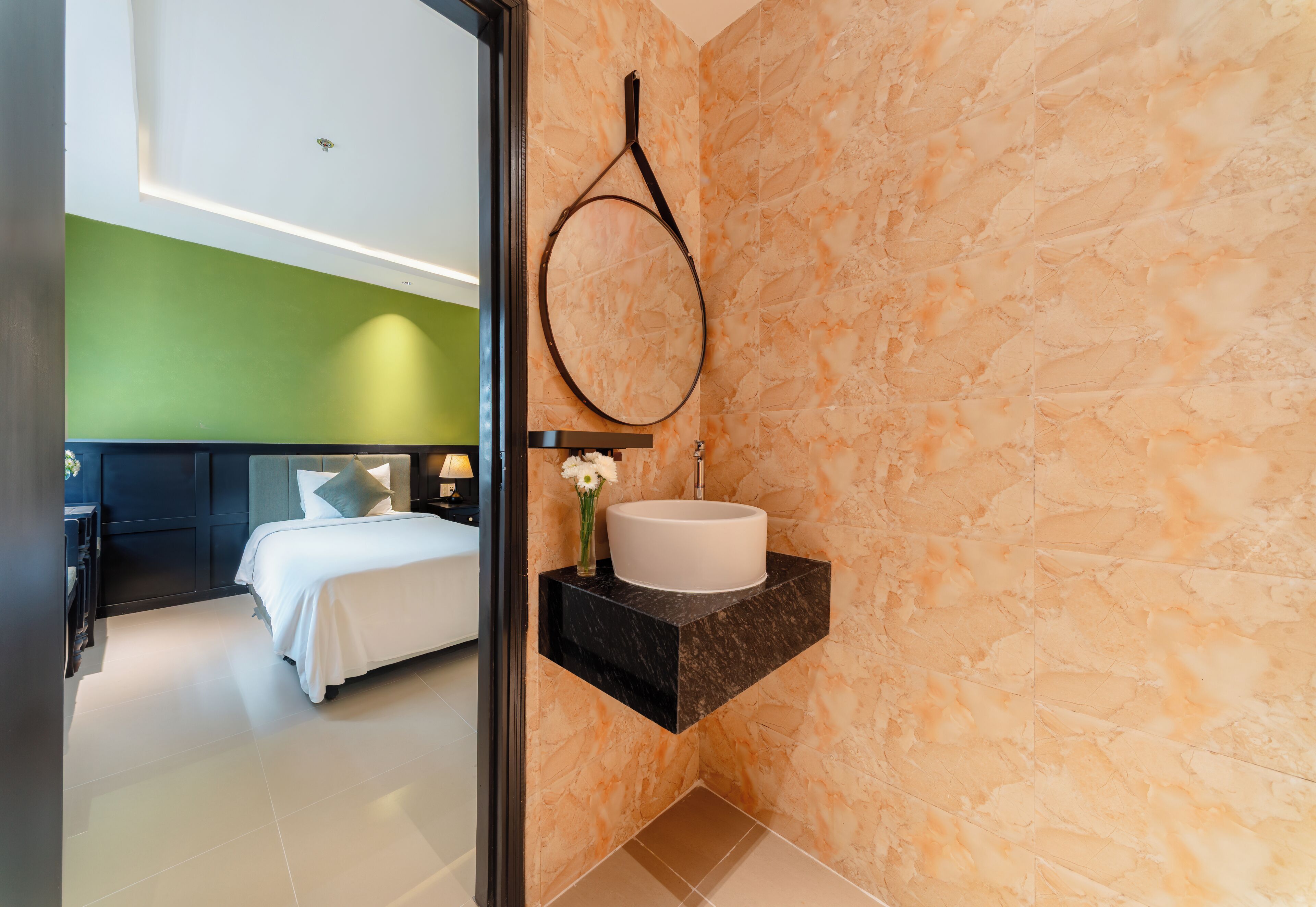 免費盥洗用品、吹風機、拖鞋、毛巾