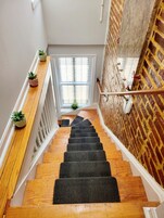 1 habitación, decoración personalizada y muebles diferentes 