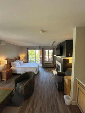 Fer et planche à repasser, Wi-Fi, literie fournie