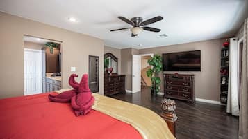 3 habitaciones, tabla de planchar con plancha, cuna de viaje y wifi