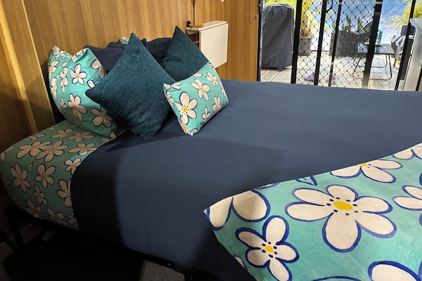 Queen bed