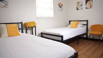 4 chambres, fer et planche Ă repasser, Wi-Fi, draps fournis