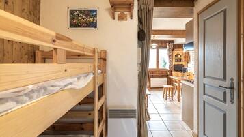 Bügeleisen/Bügelbrett, kostenloses WLAN