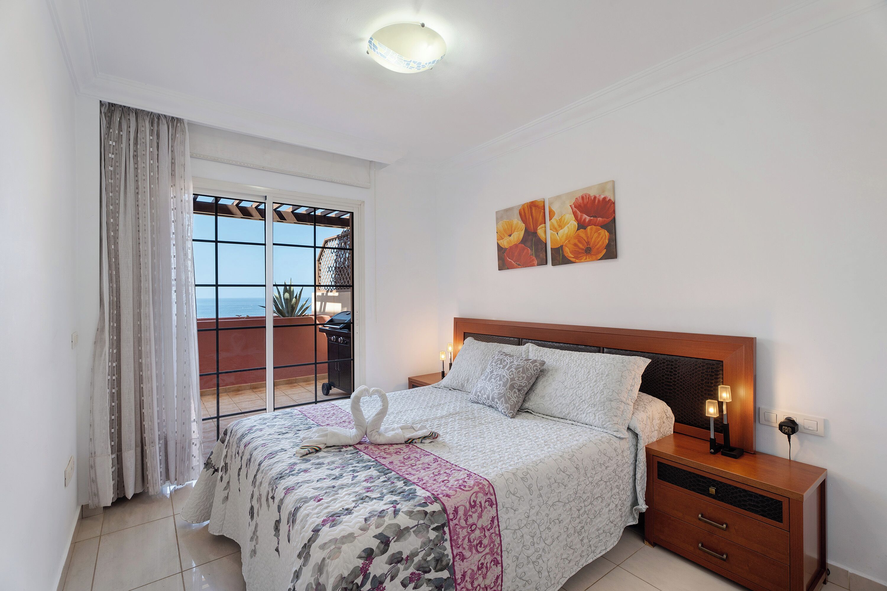 2 dormitoris, planxa i posts de planxar, wifi gratuïta i roba de llit 