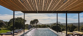 Casa Nera: Ultra-luxurious villa, private pool, sea view, and unspoiled nature