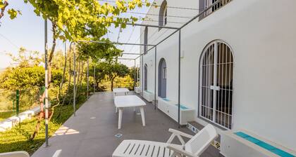 Villa 'Tina' with Wi-Fi and Air Conditioning