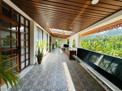 Spacious 4-bedroom villa in lovely havelock Island with AC, WiFi and big balcony