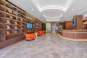 Lobby - Rujia Aifeel Hotel (Baotou Saihan Tala Urban Grassland Normal College Branch) (Baotou)