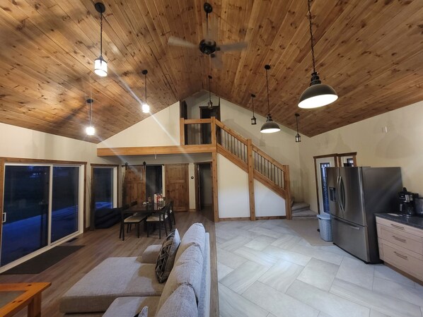 Smart TV, DVD player