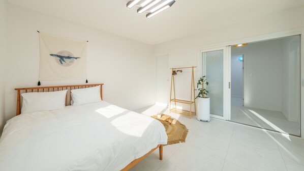 Basic Room, 4 Bedrooms (Mani Stay(Sunset /Ocean View /Pool))