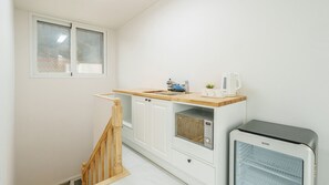 Rom – basic, 4 soverom (Mani Stay(Sunset /Ocean View /Pool)) | 4 soverom og wi-fi (inkludert)