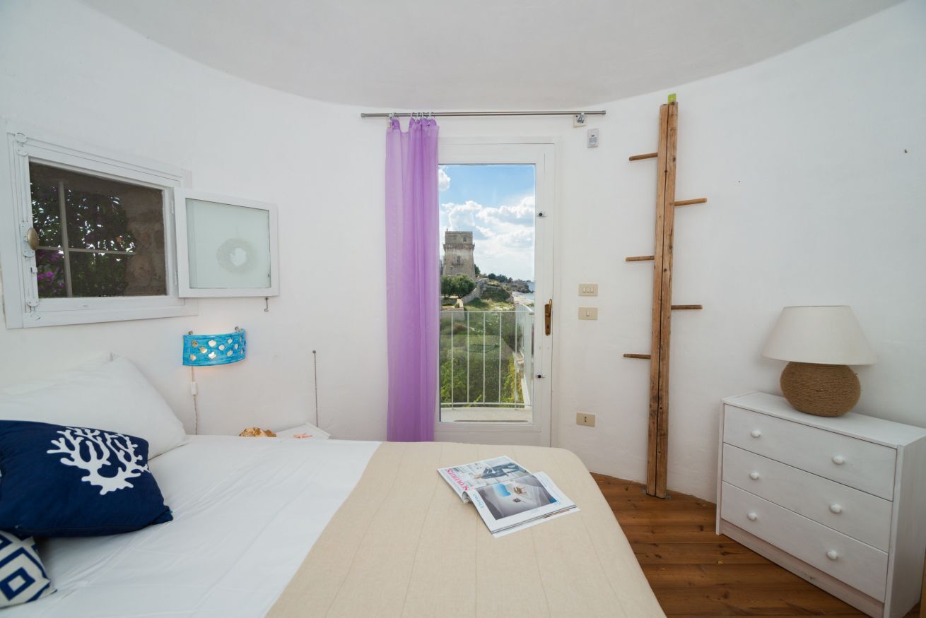 3 bedrooms, iron/ironing board, travel crib, free WiFi