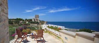 Trulli complex with sea view in Trani