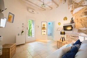3 chambres, fer et planche à repasser, lit parapluie, Wi-Fi gratuit