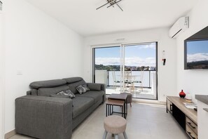 TV - Immogroom - T2 new - Bright - Fully equipped (Cannes)