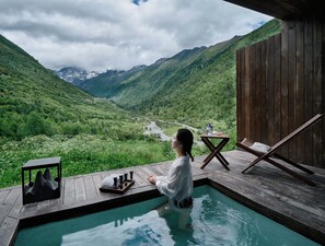 Panoramic Double Room, Mountain View | Bathroom