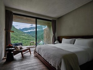 Chambre Double Deluxe, vue montagne | Literie de qualité supérieure, couette en duvet d'oie