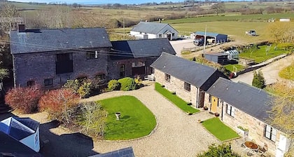 The Barn at Rainsbury House, Upton