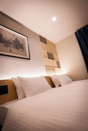 Economy Twin Room, Non Smoking | Free WiFi, bed sheets