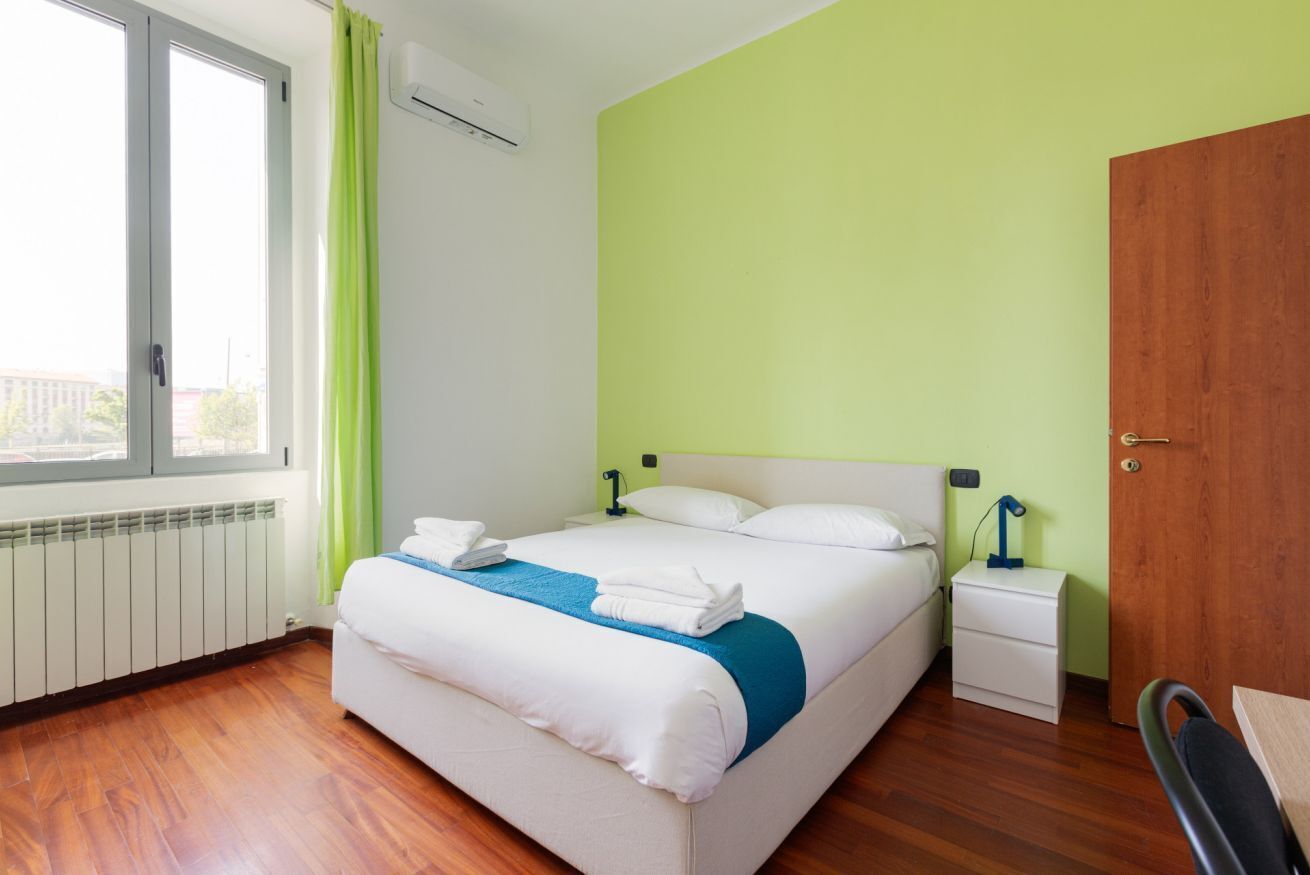 1 habitación, tabla de planchar con plancha, wifi y ropa de cama 