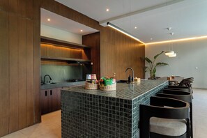 Family Villa, Valley View | Private kitchen | Full-sized fridge, microwave, stovetop, cookware/dishes/utensils - Kireina Mori Villa 6BR with heated pool (Cimenyan)