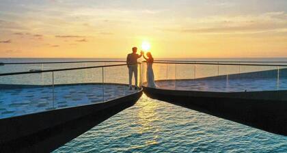 2 Bedrooms Apartment In Sunset Town