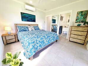 2 bedrooms, iron/ironing board, free WiFi, bed sheets - Port Douglas~Hidden Gem~Trezise Cottage in Mowbray (Mowbray)