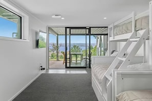 5 bedrooms, iron/ironing board, travel crib, WiFi