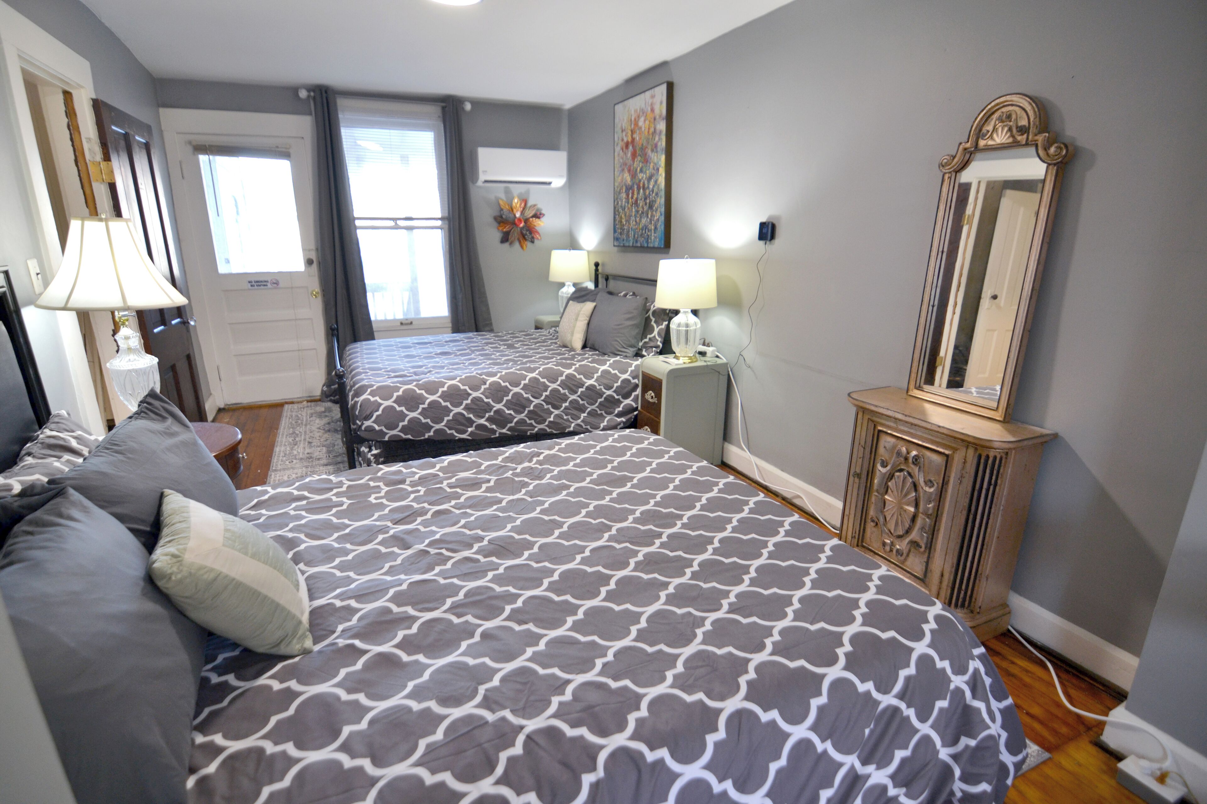 1 bedroom, desk, iron/ironing board, free WiFi
