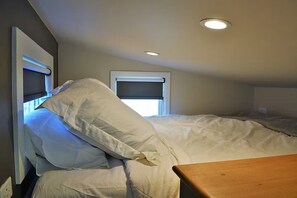 1 chambre, fer et planche à repasser, Wi-Fi, literie fournie