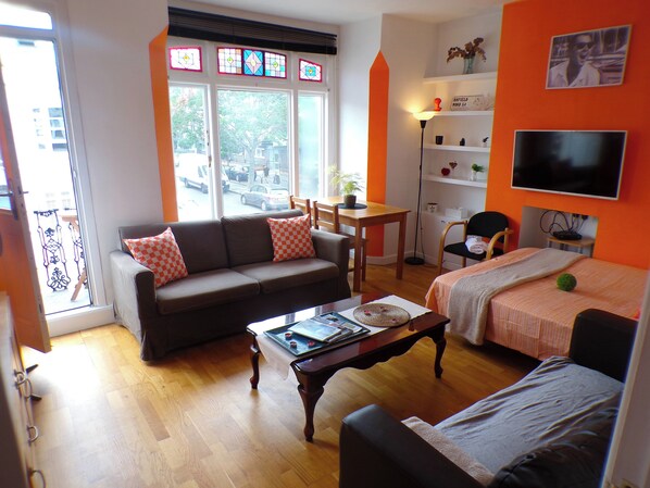 3 bedrooms, WiFi, bed sheets