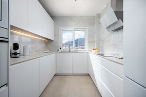 Fridge, microwave, dishwasher, highchair
