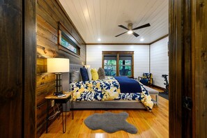 4 habitaciones, escritorio, cuna de viaje y wifi gratis