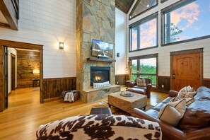 Smart TV, fireplace, table football