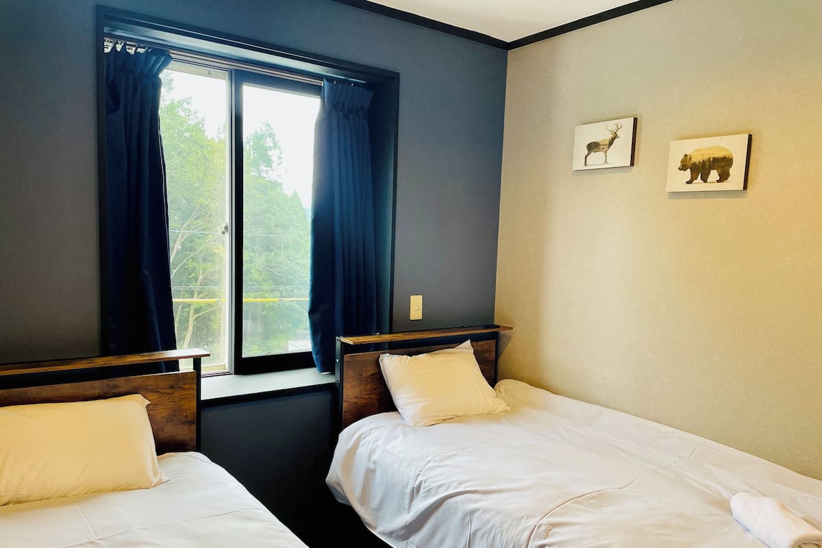 Wifi gratis y ropa de cama