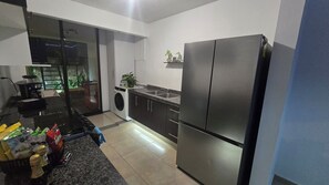 Microwave, oven, stovetop, coffee/tea maker - Casa Descanso in Condominium (Conkal)