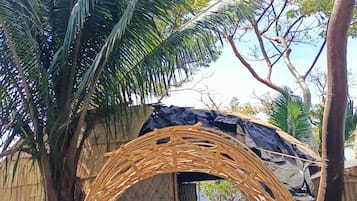 Villa superior, aire acondicionado, vista a la bahía | 1 habitación, ropa de cama de alta calidad y camas con efecto memoria