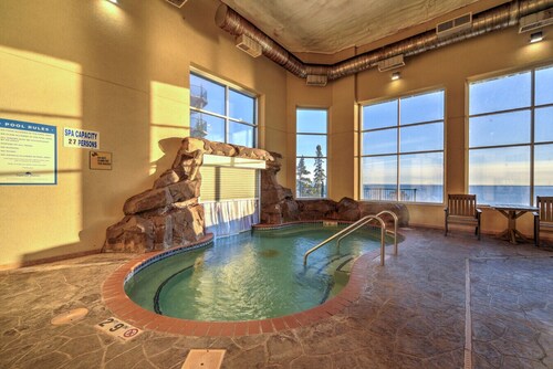 Two Harbors Superior Lakefront 2BR | Pool | Hot Tub & Sauna | EV Charger