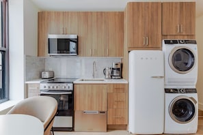 Fridge, microwave, oven, dishwasher