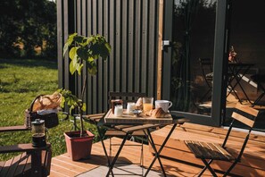 Outdoor dining - Whispers of the Willow 1 by Tiny Away (Estramiac)