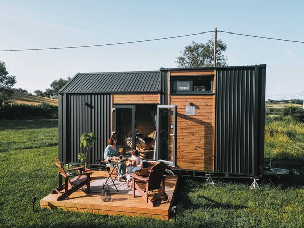 Terrace/patio - Whispers of the Willow 1 by Tiny Away (Estramiac)