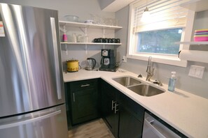 Fridge, microwave, oven, stovetop - Rural Acres (Bloomington)