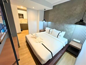 Studio | Een bureau, een strijkplank/strijkijzer, gratis wifi, beddengoed