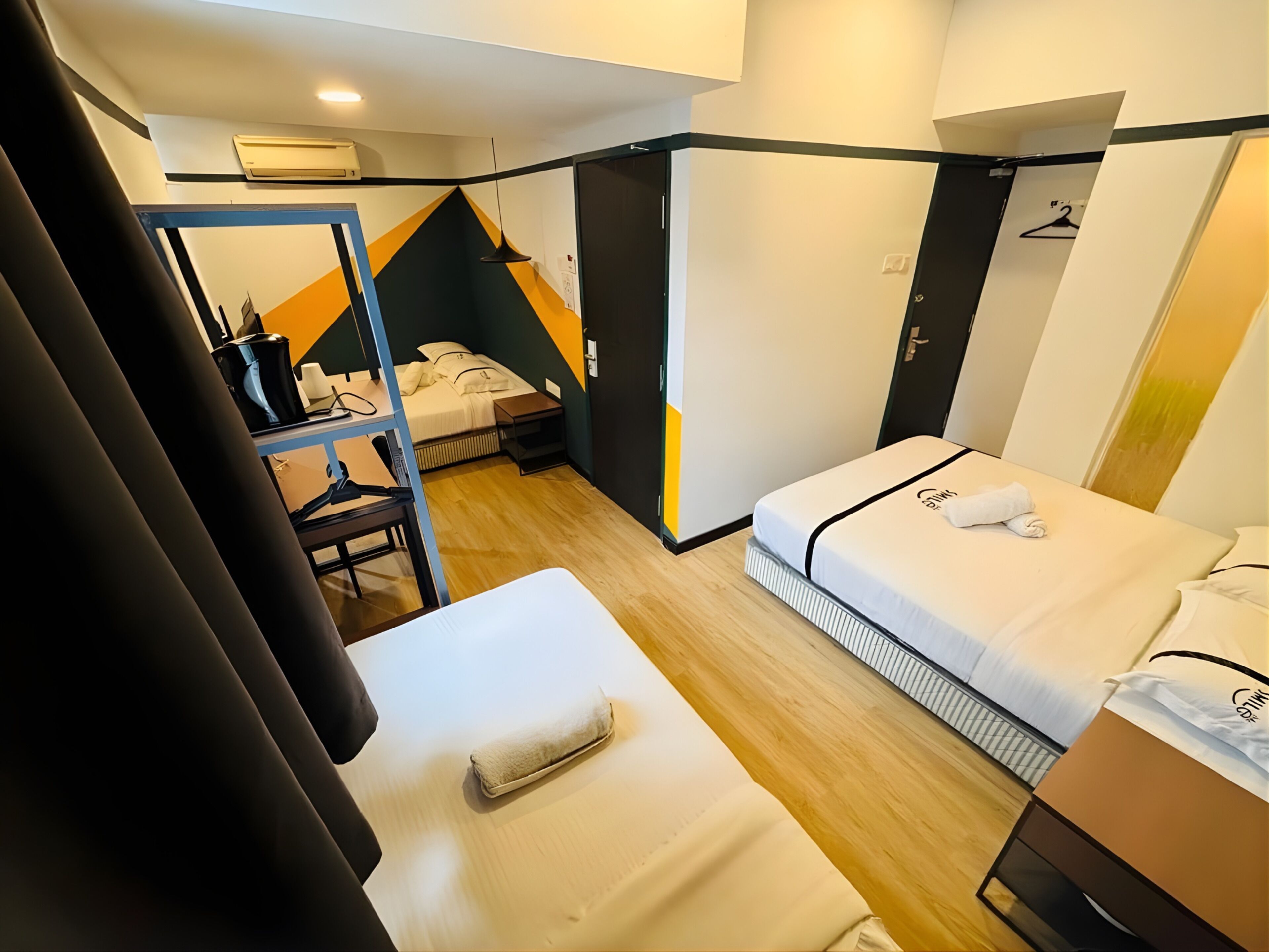 Family Room, Multiple Beds | Desk, iron/ironing board, free WiFi