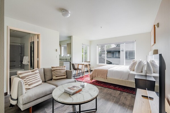 Bügeleisen/Bügelbrett, WLAN, Bettwäsche